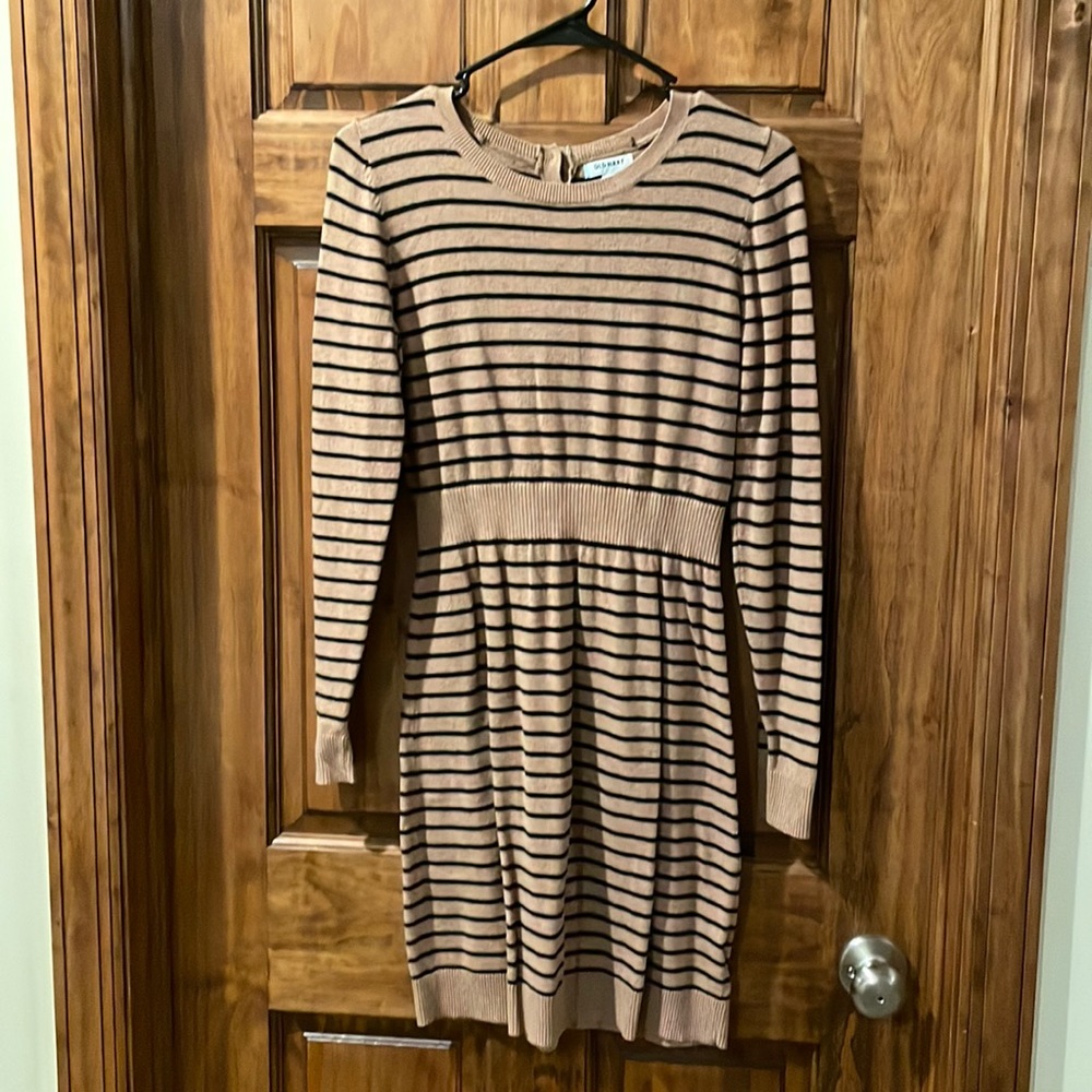 Old Navy Sweater dress Small